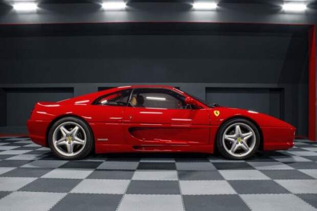Ferrari F355 Berlinetta - один из самых красивых автомобилей