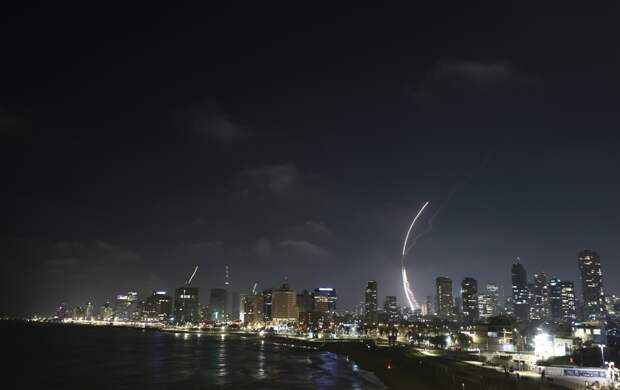 Mehr: Иран осуществил новый ракетный удар по Израилю