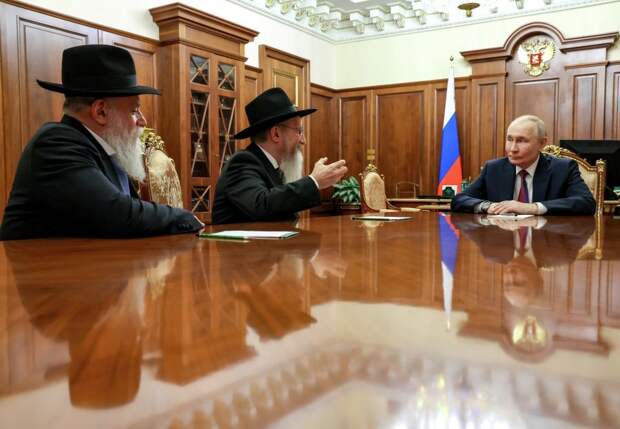 Путин: мир и согласие между конфессиями РФ достигнуты благодаря общей культуре