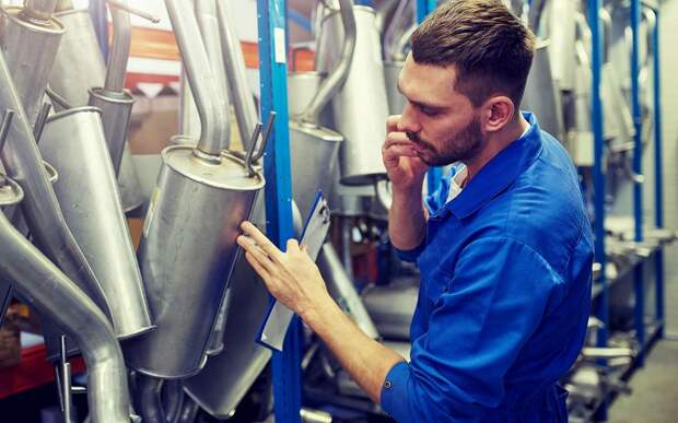 Названы машины, к которым сложнее всего найти запчасти: список из пяти марок