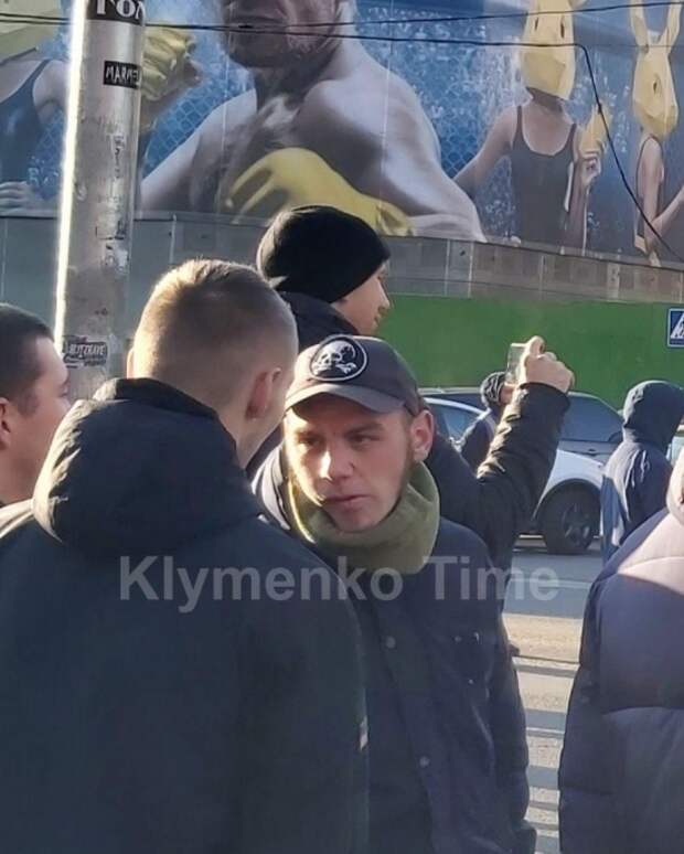 Возрождение фашизма на Украине: «патриоты» уже не боятся открыто славить нацистов