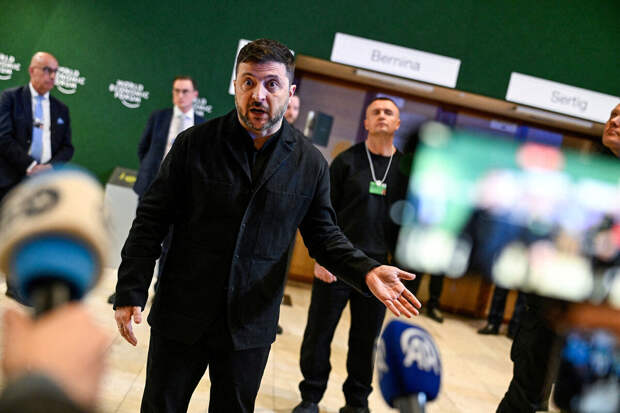 Зеленский готов обсудить вывод войск из Донбасса, если Россия поступит зеркально