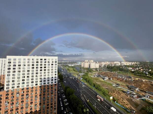 Жаркий ветер и дождь ожидаются в Москве в четверг и пятницу