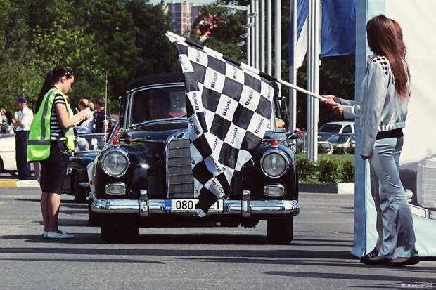 Mercedes-Benz Classic Day в Москве (57 фото)
