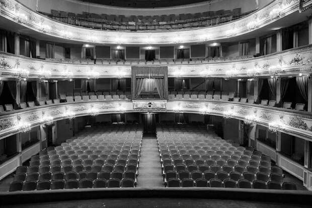 Комедия положений «Мужской род, единственное число» возвращается в театр Всеволода Шиловского