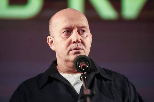 Сергей Бурунов откровенно о детских обидах и страхе отцовства