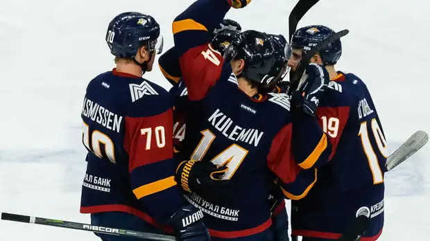 «Металлург» прервал четырёхматчевую победную серию «Авангарда» в чемпионате КХЛ