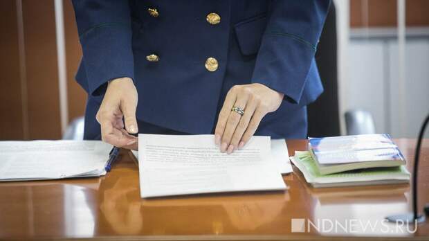 В Ревде будут судить директора УК, по вине которого снег с крыши упал на 9-месячного ребенка