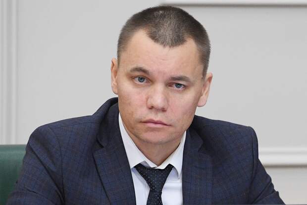 Мишустин приостановил работу замглавы Минцифры Заренина из-за ухода на СВО