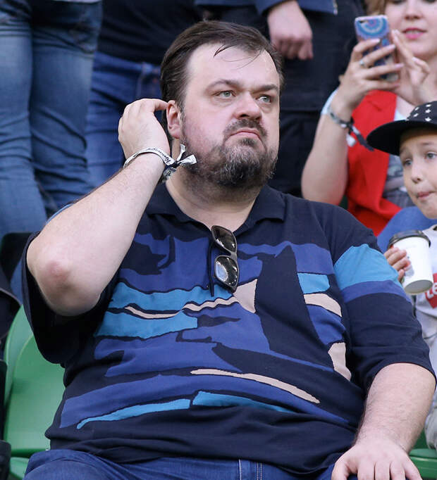 Василий Уткин