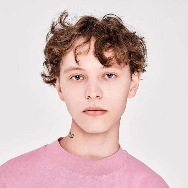 Шарлот* стал участником музыкального коллектива в колонии