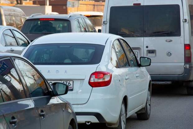 Автошколы начнут оценивать по успехам учеников и ДТП выпускников с 28 мая