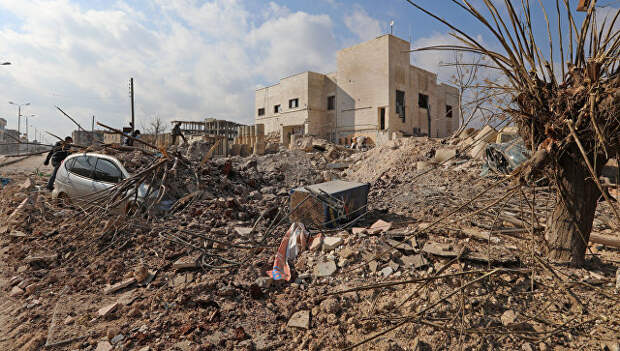 Разрушенная в результате авиаударов больница в провинции Идлиб. Архивное фото