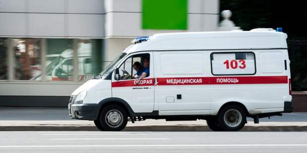 Девочку отвезли в больницу после удара током в торговом центре на проспекте Мира