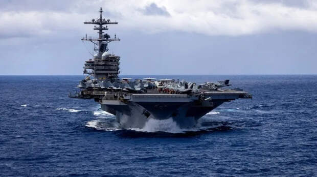 Эксперт назвал четыре страны, которые выигрывают от блокады Ормузского пролива