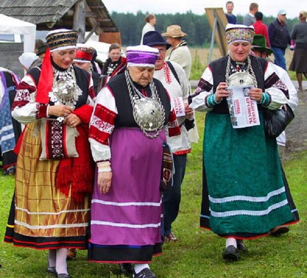 Эстонский национальный костюм