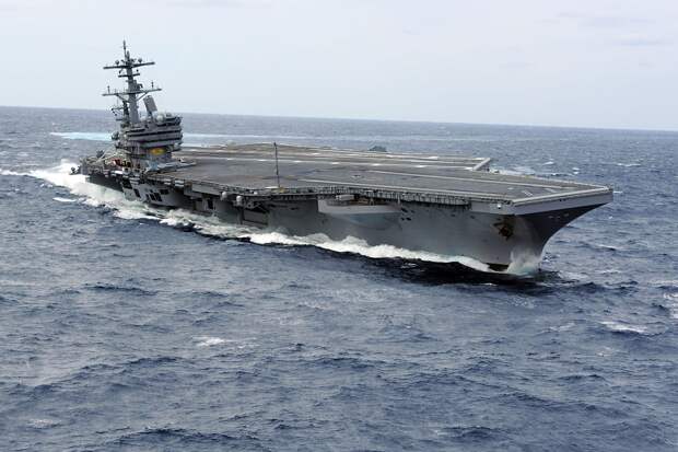 США могут отправить к берегам Ирана авианосец «Джордж Буш»