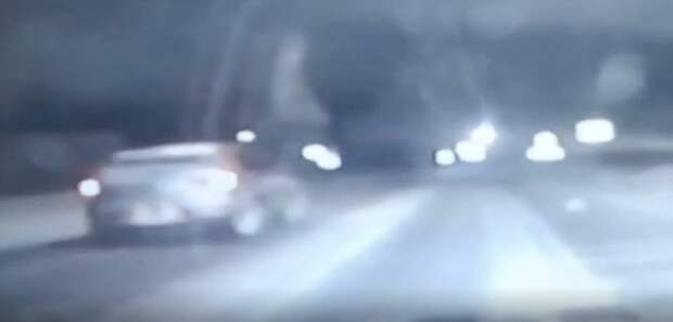 В Ленобласти пьяного лихача остановили выстрелами в колеса