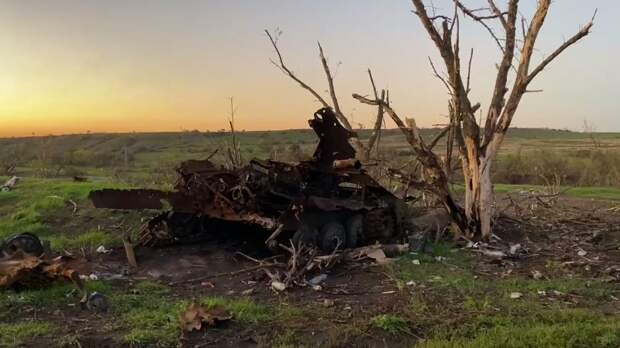 Военкоры ФАН побывали в Зайцево под Бахмутом: идут тяжелые бои