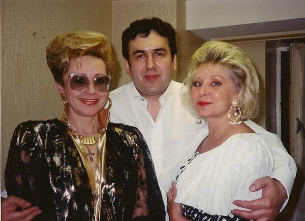 https://www.peoples.ru/tv/vovk/vovk-06252008140622Uzx.jpg