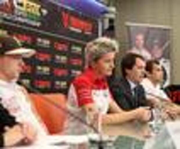 Команда Yakhnich Motorsport представила планы на гоночный сезон 2013