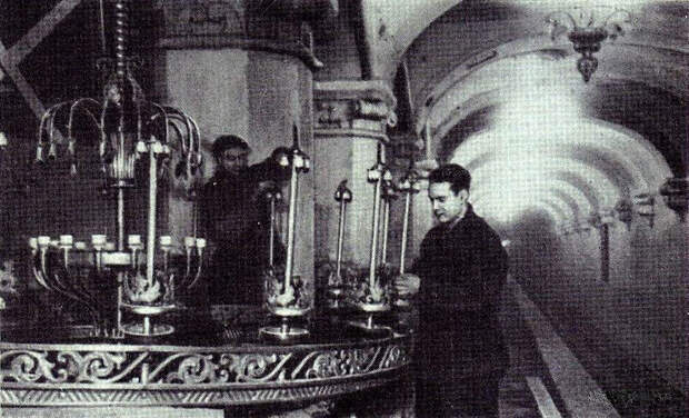 ozherele-podzemnyi-dvorczov-11