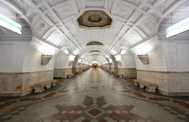 ozherele-podzemnyi-dvorczov-3