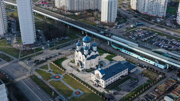 храм