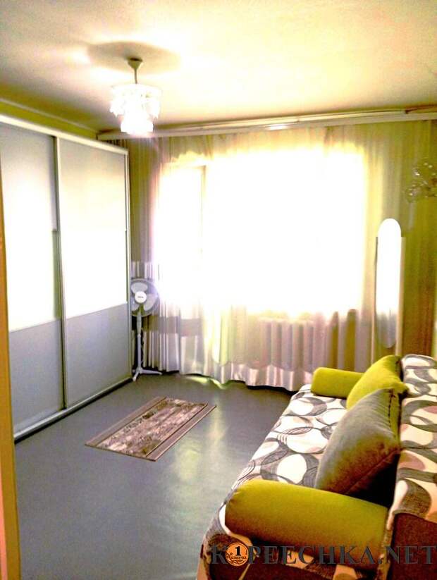 Сдаётся 1 комнатная квартира 35кв.м 1 микрорайон в Луганске - 30 000 руб