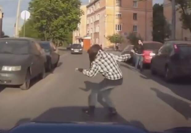 Неадекватные пешеходы, пешеходы, на дороге