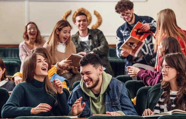 Вот это поворот! Украинский "Миротворец"* пошатнули русские зумеры. Администрация сайта замолчала на три дня