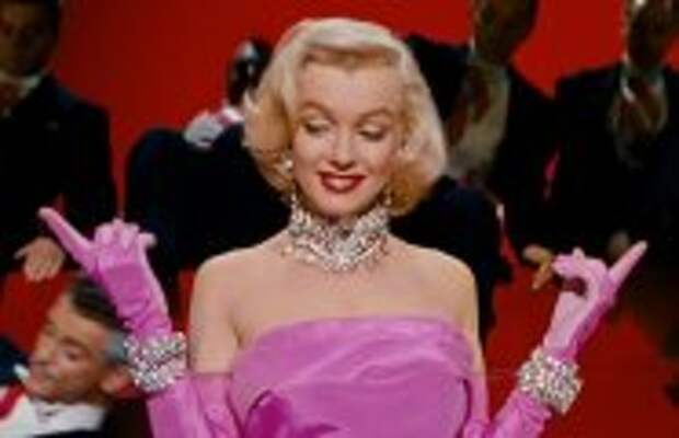 Шоу-бизнес: Куда на 30 лет пропал алмазный кулон из фильма «Титаник»: В каких ещё культовых фильмах драгоценности были настоящими, и что с ними стало