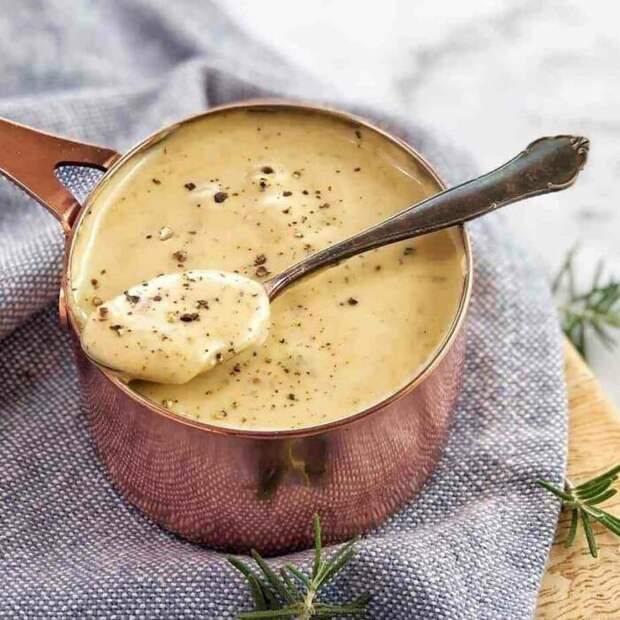 Горчично-йогуртовый соус. \ Фото: yummly.co.uk.
