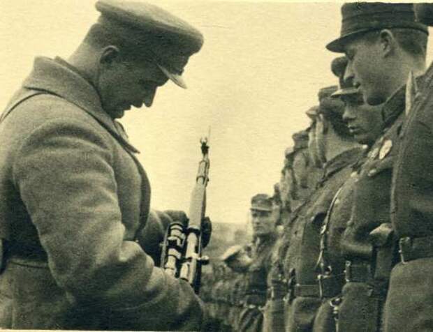 ФСБ - бандеровцы пытались устроить мятеж в Красной армии в годы ВОВ