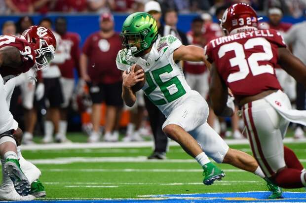 oregon-loses-travis-dye-transfer-portal