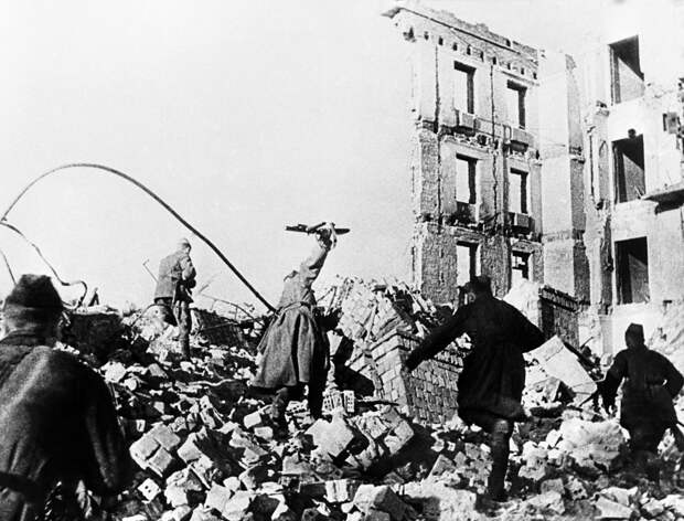 masshtabyi-nastupleniya-potryasayut-istorik-valerij-kulichkov-ob-osvobozhdenii-kieva-ot-naczistov-v-1943-godu-02