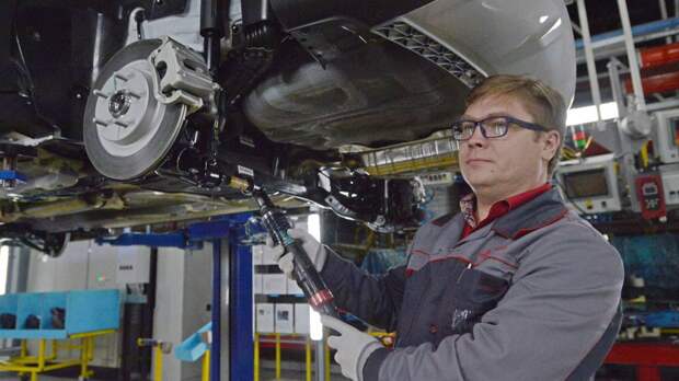 Обнадеживающее возвращение: легендарный завод «Москвич» вновь наладил выпуск знаменитой марки автомобилей