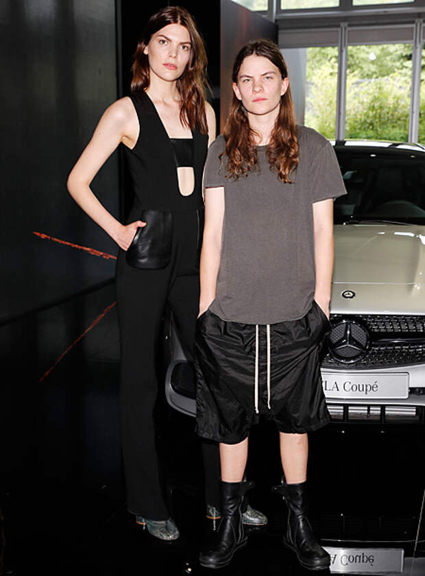 Дочь Стинга встречается с бывшей женой Марка Ронсона