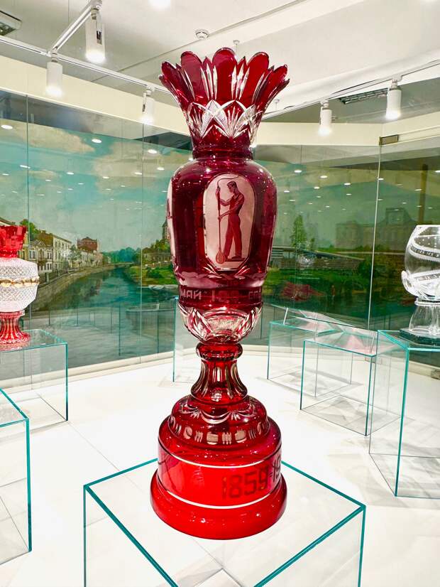 В Вышнем Волочке зажгли звезды Московского Кремля