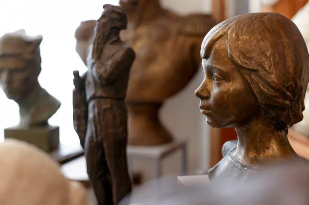 В Смоленске открылся музей-мастерская художника Альберта Сергеева