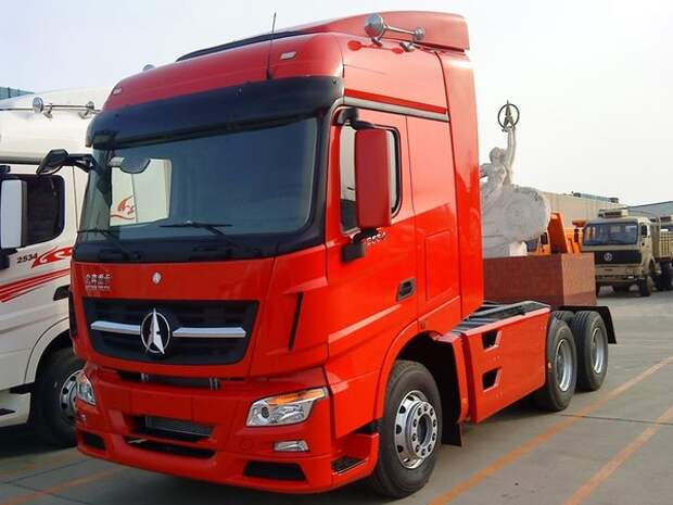 Новый грузовик Урал: кабина — от Mercedes-Benz, двигатель — от Renault - Фото 1