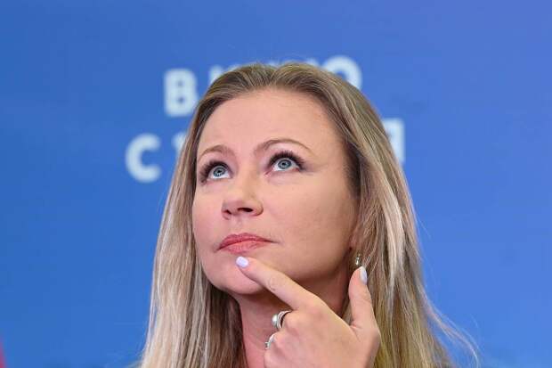 Мария Миронова запретила мужу общаться с сыном