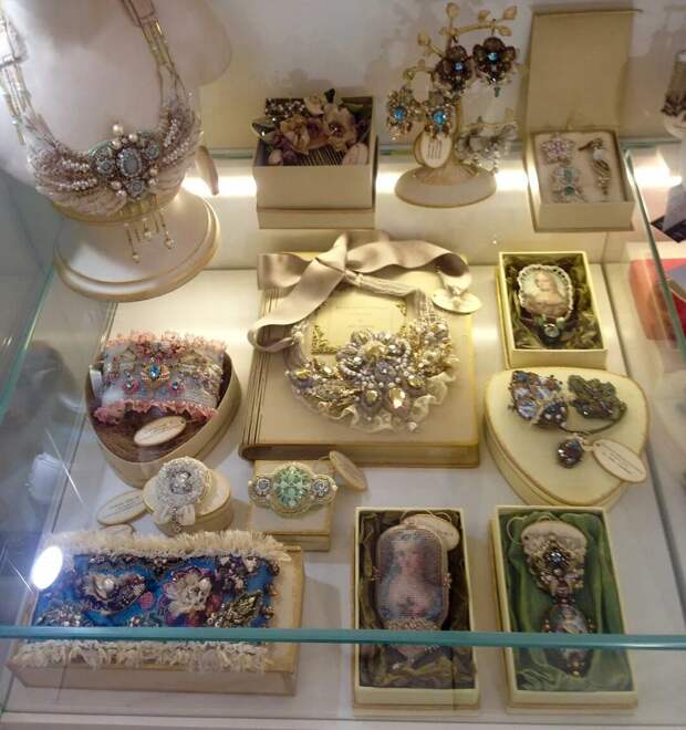 Работы талантливой Юлии Высоковой из Москвы цепляют за живое, заставляют испытывать яркие чувства.-13