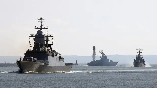 +Корабли Балтфлота совершат более десяти дальних походов в 2022 году