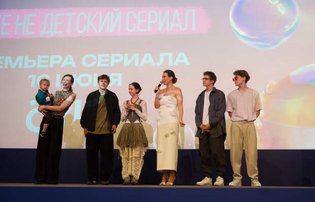 Уже не дети: Любовь Толкалина, Валерия Шкирандо и Анна Ещенко