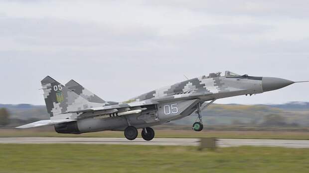 Telegraph: в Британии считают ВВС и ВМФ России угрозой для Лондона и Североатлантического альянса