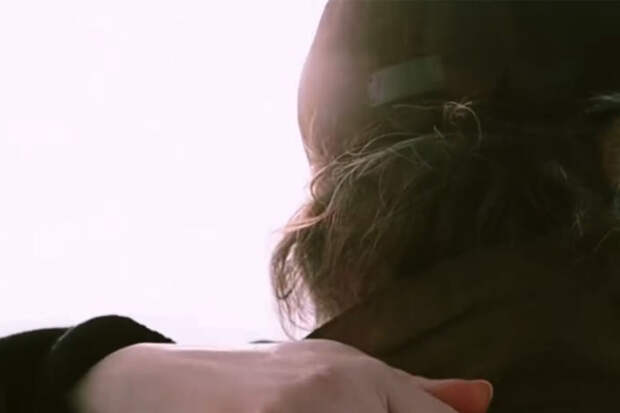 Певица Елка сообщила, что вышла замуж и показала обручальное кольцо