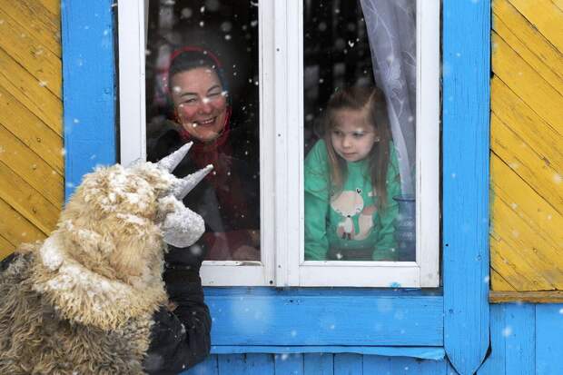 Депутат Милонов: на "Разговорах о важном" в школах следует изучать колядки
