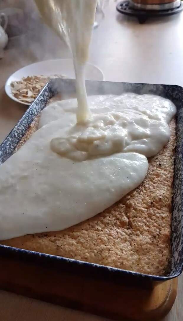 пирог с кремом