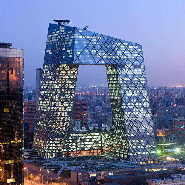 Штаб-квартира центрального китайского телевидения CCTV в Пекине